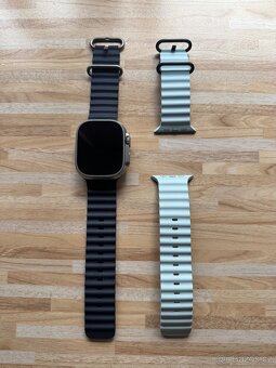 Apple Watch Ultra 2 49mm Přírodní titan s námořnicky modrým - 3
