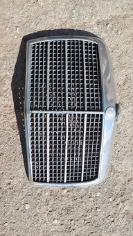 Mercedes Benz W114-115 Maska - 3