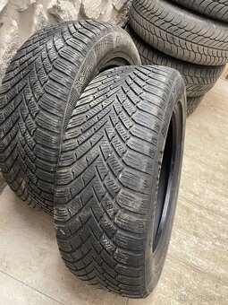 prodám zimni pneu 205/55/R16 Continental 5/6 mm - 3