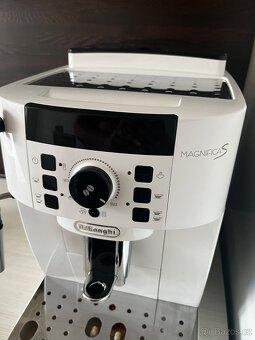 Delonghi Magnifica S - 3