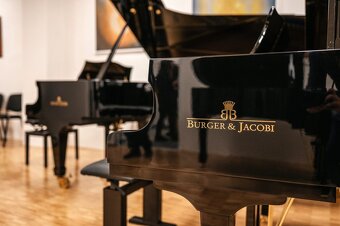 klavír_křídlo Burger Jacobi /CZ - 3