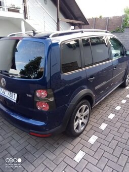 Volkswagen Touran - 3