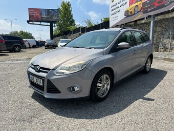 Ford Focus 2011 1.6 - 3