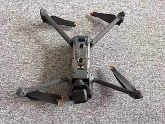 DJI Mavic 3 Classic (DJI RC) - 3