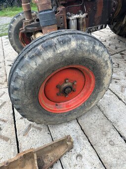 Prodám přední nápravu ze zetoru 6911 - 3