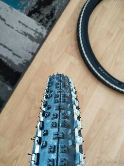 Nové pláště Schwalbe Rapid Rob 27,5x2,25 - 3