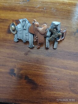 Prodam Westerove velmi unikatni spony do vlasu - kovove 3 - 3