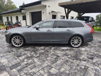 Volvo V90 D4 140 kW - 3