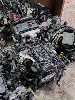 Motor 1,6 TDI 77kw Typ: CLH kompletni super stav - 3