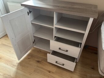 Přebalovací pult - 3