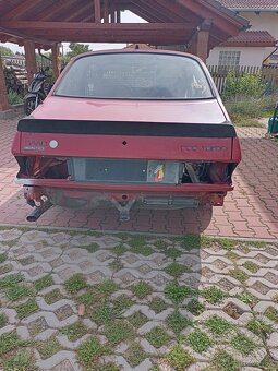 Saab 900 sedan 2.0 turbo 107Kw - 3