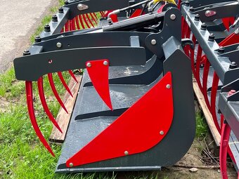 lopata s přidržovačem - 3