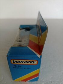 Matchbox BUICK LE SABRE - 3