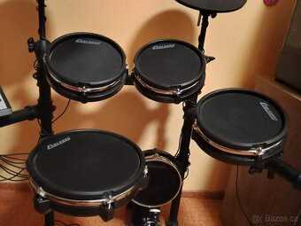 Souprava kvalitních el. bicích Carlsbro CSD 400 - 3