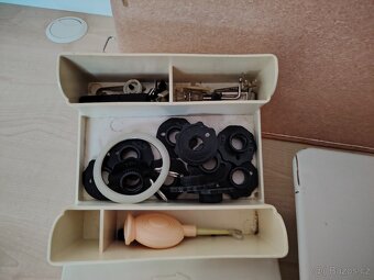 NICOLETA ŠICÍ STROJ - 3