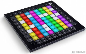 DJ kontroler NOVATION Launchpad Pro MK3 - 3