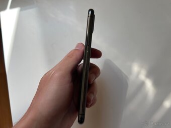 Apple iPhone X 64Gb - 3