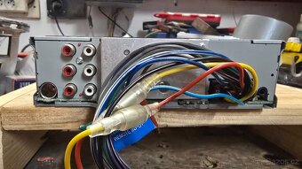 KENWOOD KDC BT45U - 3