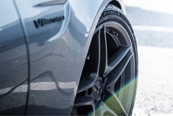 Mercedes-Benz C63 AMG - 3