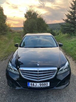 Mercedes-Benz E220 - 3