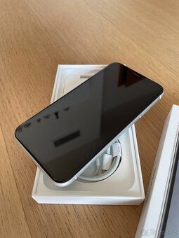 iPhone XR 64GB bílý, baterie 90% - 3