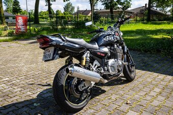 Yamaha XJR 1300 - 3