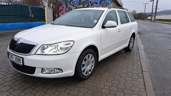 Škoda Octavie 2 facelift rok 2012 najeto 157000km - 3