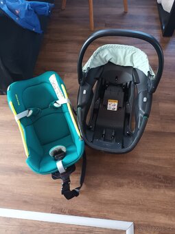 Autosedačka Maxi Cosi Coral 360 - 3