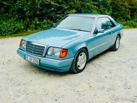 Mercedes-Benz 220e coupé - 3