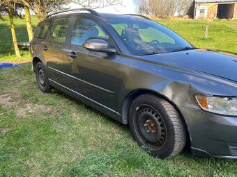 Volvo V50 2.0D, manuál, rv. 2007 - 3