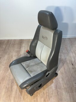 //Sedačka řidiče JEEP WK/WH - Overland// - 3