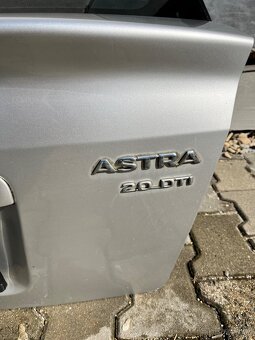 Páté dveře Opel Astra - 3