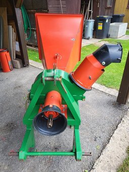 Prodám štěpkovač za traktor - 3