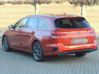 Kia Ceed 1,6 CRDi DCT GT Line ČR 1.maj 7DCT GT Line (2021) - 3