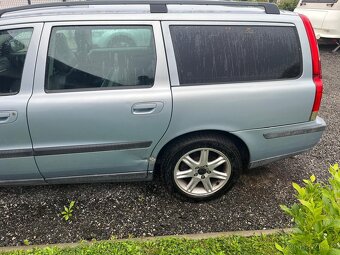 Volvo V70 2.4 103 kw - 3