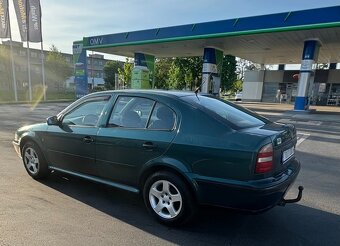 Prodám Škoda Octavia 1.6i - 3