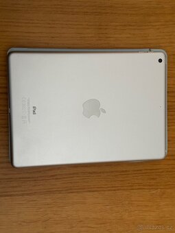 iPad 5 (2017) 32GB - 3
