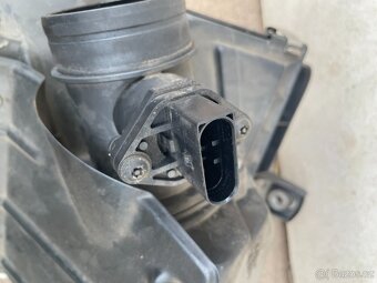 Váha vzduchu BOSCH - Passat B5 AHU - 3