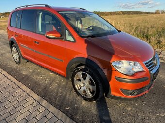 Volkswagen Touran Cross 2.0 TDI 125kW tažné - 3