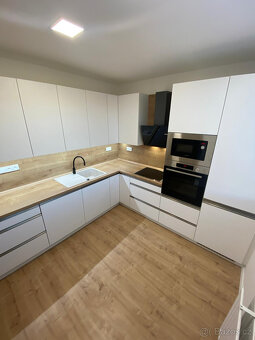 PRODEJ BYTU 4+1, ULICE OKRUŽNÍ, ZLÍN - 3