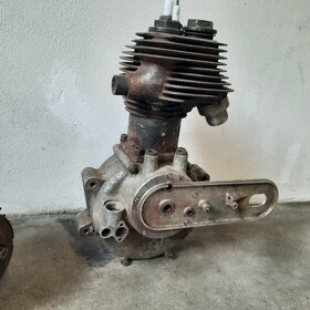 Triumph 500 motor - 3