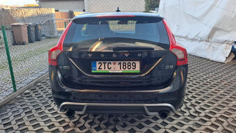 Volvo V60 D3 R-design, 120kW, automat - 3