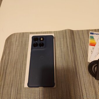 MOTOROLA EDGE 60 - NOVÉ - 3