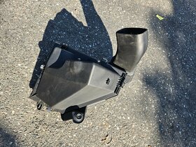Airfilterbox obal filtra vzduchu 13717797460 - 3