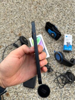 IPhone 14 + QUAD lock - baterie 100% - 3
