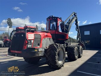 Harvestor KOMATSU 911 - 3