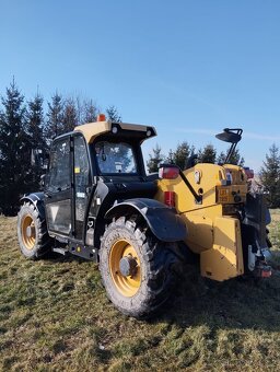 Kolový teleskopický manipulátor zn. Caterpillar - 3
