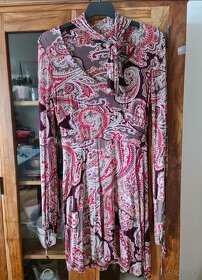 Saka, kostymy, sukne a další damske obleceni M,L,XL - 3