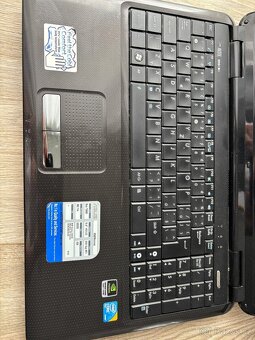 Herní funkční notebook Asus (starší model) - 3
