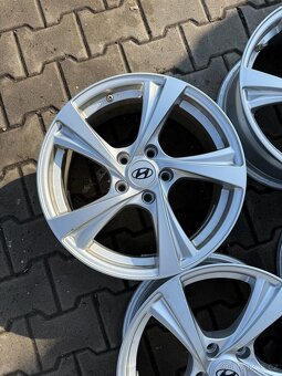 Alu Hyundai 5x114,3r17 7J ET 47 TPMS - 3